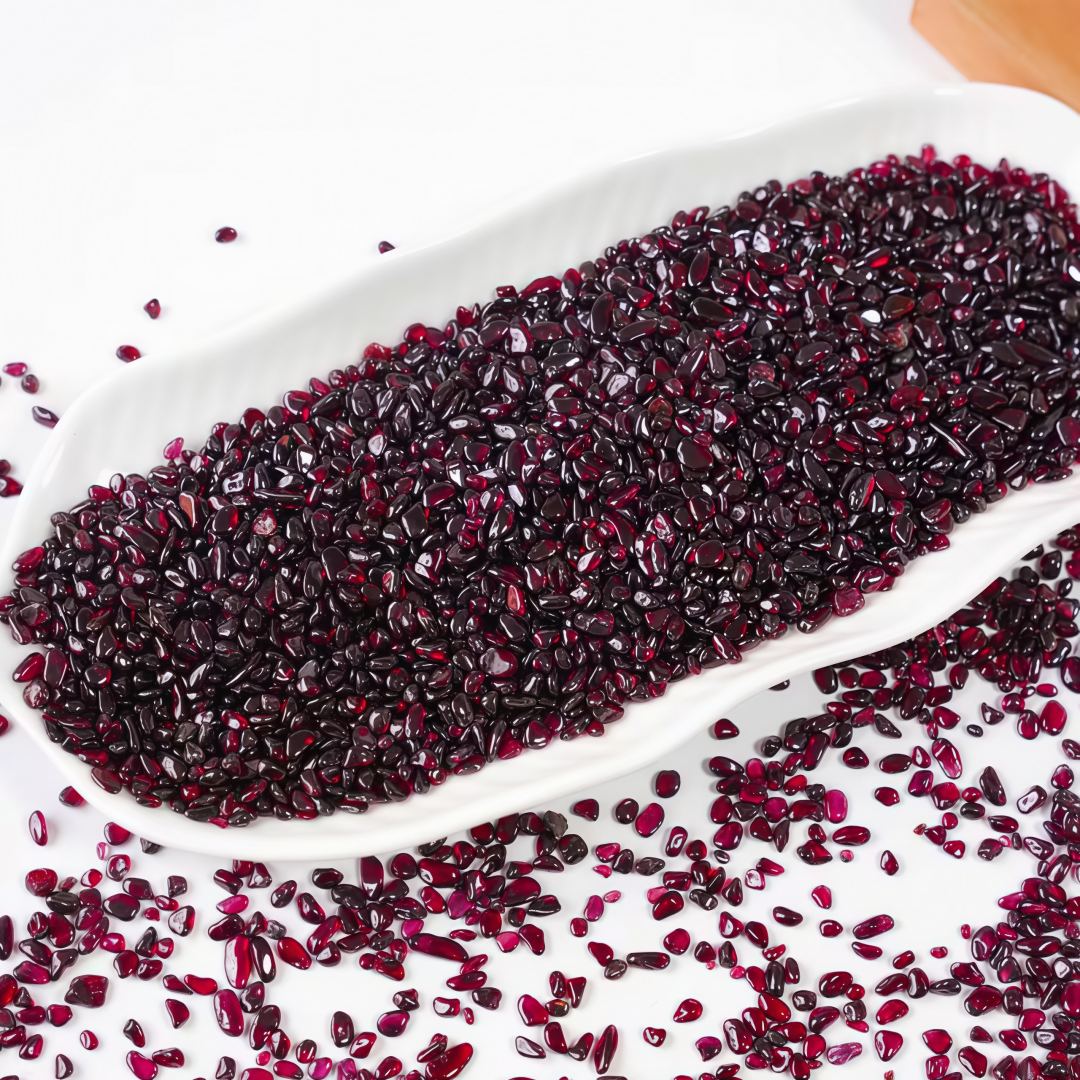 Aquarium Fish Land - Natural Garnet Crushed Stone, Garden Decoration,